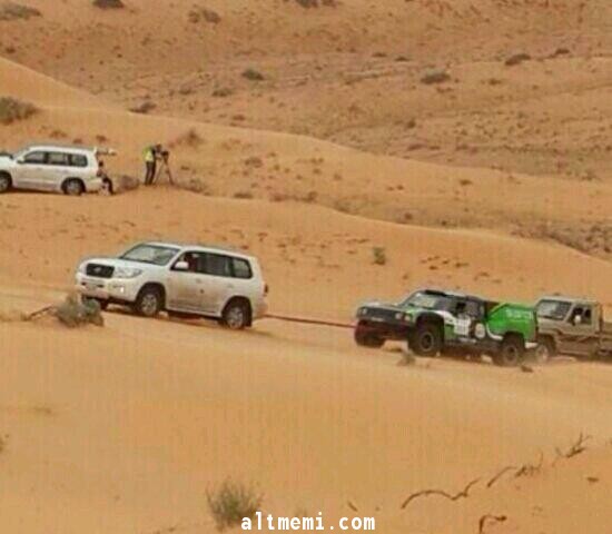 يزيد الراجحي خارج رالي حائل بسبب عطل فني 
